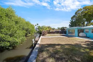 47 River Ct, Naples, FL 34110 - Photo 3