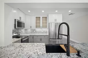 47 River Ct, Naples, FL 34110 - Photo 17