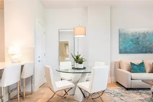 101 8th St S, Naples, FL 34102 - Photo 5