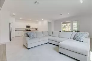 3160 Weston Manor Dr, Alva, FL 33920 - Photo 5