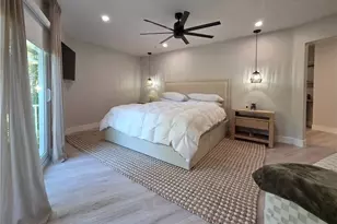 1495 Blue Point Ave, Naples, FL 34102 - Photo 13