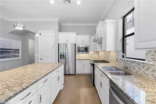 9410 Whooping Crane Wy, Naples, FL 34120 - Photo 11