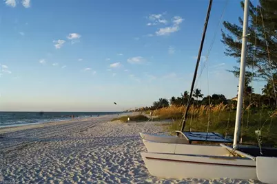 101 8th St S #205, Naples, FL 34102 - Photo 11