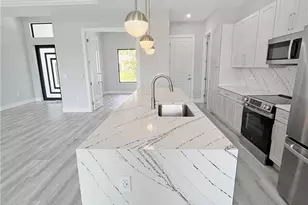 1029 Apple Ave, Lehigh Acres, FL 33971 - Photo 9