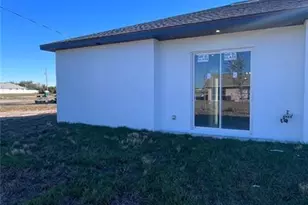 1009/1011 NE 15th Ln, Cape Coral, FL 33909 - Photo 43