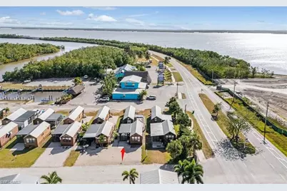 825 Copeland Ave S #20, Everglades City, FL 34139 - Photo 23
