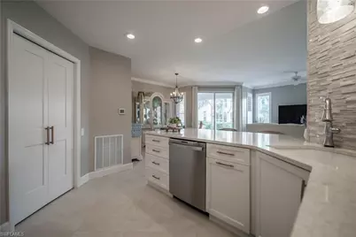 9160 Southmont Cv #110, Fort Myers, FL 33908 - Photo 7