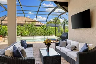 7831 Valencia Ct, Naples, FL 34113 - Photo 11