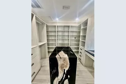 733 Pine Cone Ln, Naples, FL 34104 - Photo 19