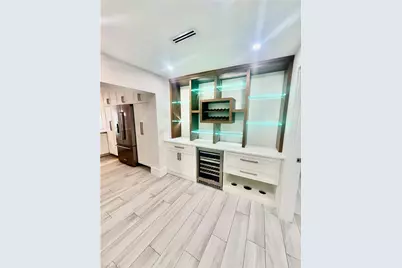 733 Pine Cone Ln, Naples, FL 34104 - Photo 13