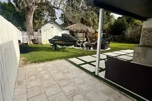 733 Pine Cone Ln, Naples, FL 34104 - Photo 39