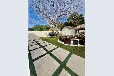 733 Pine Cone Ln, Naples, FL 34104 - Photo 31