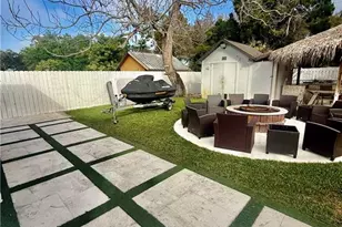 733 Pine Cone Ln, Naples, FL 34104 - Photo 31