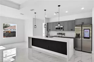 1402 E 7th St, Lehigh Acres, FL 33972 - Photo 9