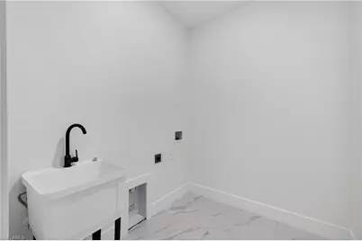 1402 E 7th St, Lehigh Acres, FL 33972 - Photo 27