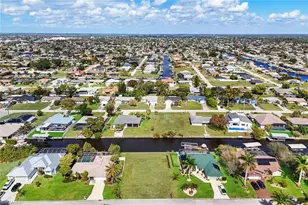 2005 Ottersrest Ln, Cape Coral, FL 33990 - Photo 21