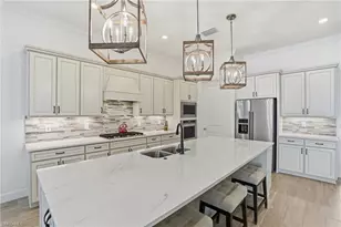 1821 Amador Ct, Naples, FL 34120 - Photo 11