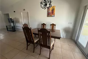 921 Jarmilla Ln, Fort Myers, FL 33905 - Photo 17