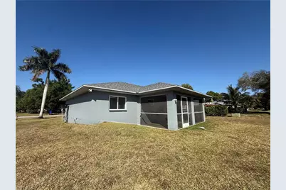 921 Jarmilla Ln, Fort Myers, FL 33905 - Photo 21
