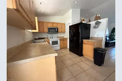 921 Jarmilla Ln, Fort Myers, FL 33905 - Photo 19