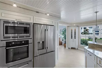 4451 Gulf Shore Blvd N #501, Naples, FL 34103 - Photo 13