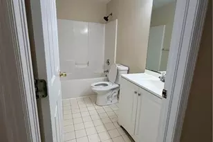 4644 Golfview Blvd, Lehigh Acres, FL 33973 - Photo 11