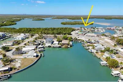 610 Sunset Dr, Goodland, FL 34140 - Photo 23