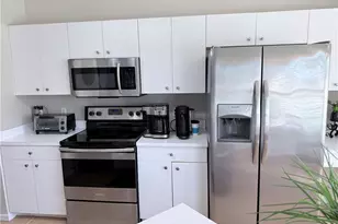 2865 Cypress Trace Cir, Naples, FL 34119 - Photo 5