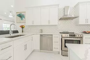 2143 Tama Cir, Naples, FL 34112 - Photo 9