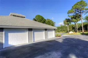 486 Edgemere Way E, Naples, FL 34105 - Photo 29