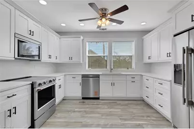 4452 Gulf Pines Dr, Sanibel, FL 33957 - Photo 13