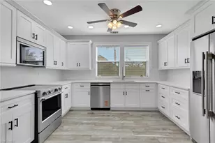 4452 Gulf Pines Dr, Sanibel, FL 33957 - Photo 13