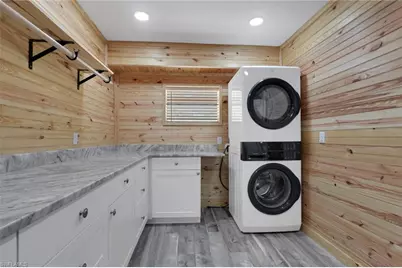 4452 Gulf Pines Dr, Sanibel, FL 33957 - Photo 5