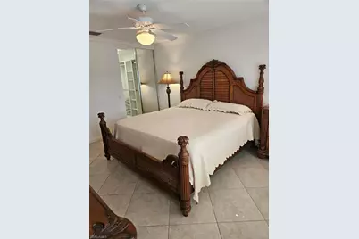 7828 Umberto Ct, Naples, FL 34114 - Photo 11