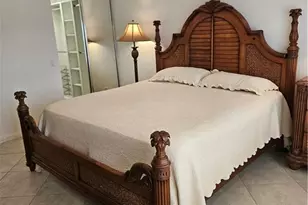 7828 Umberto Ct, Naples, FL 34114 - Photo 11