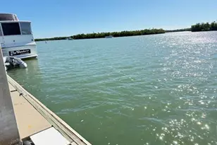 385 Angler Dr, Goodland, FL 34140 - Photo 3