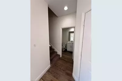 3255 Tamara Dr #16, Naples, FL 34109 - Photo 9