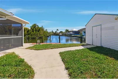 2740 Sanibel Blvd, Saint James City, FL 33956 - Photo 49