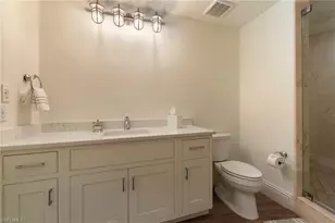 451 Bayfront Pl, Naples, FL 34102 - Photo 27