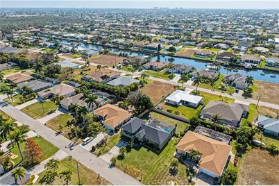 2622 SW 35th Ln, Cape Coral, FL 33914 - Photo 35