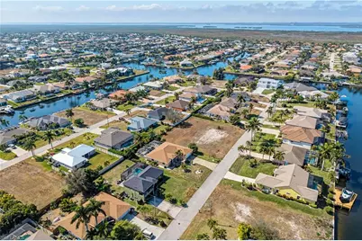 2622 SW 35th Ln, Cape Coral, FL 33914 - Photo 37