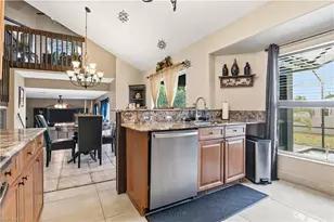 2622 SW 35th Ln, Cape Coral, FL 33914 - Photo 7