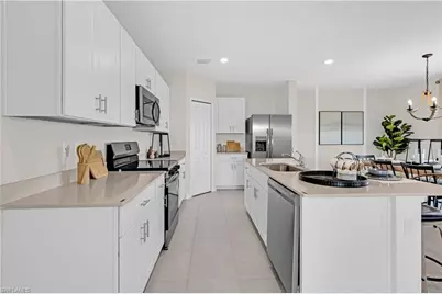 45043 Pipevine Cir, Babcock Ranch, FL 33982 - Photo 5