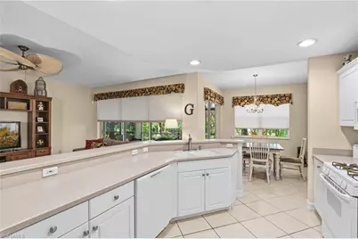 1672 Tarpon Bay Dr S #102, Naples, FL 34119 - Photo 19