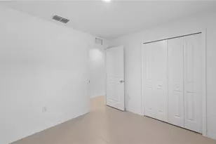 919 Sara Ave N, Lehigh Acres, FL 33971 - Photo 7