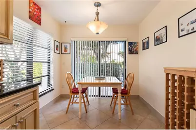 515 Beachwalk Cir, Naples, FL 34108 - Photo 9