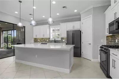 19728 Estero Pointe Ln, Fort Myers, FL 33908 - Photo 11