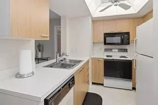 13264 White Marsh Ln, Fort Myers, FL 33912 - Photo 9