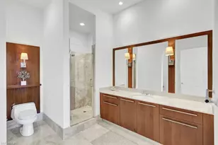 13675 Vanderbilt Dr, Naples, FL 34110 - Photo 27