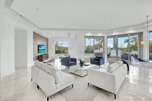 13675 Vanderbilt Dr, Naples, FL 34110 - Photo 9